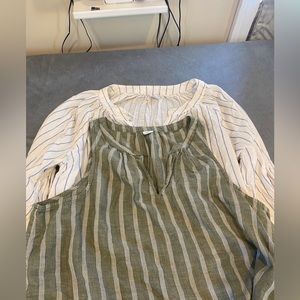 Lot of 2 Old Navy shirts. One sleeveless and one 3/4 sleeves. Both size L
